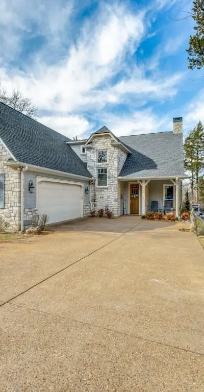 107 Memorial Street, Gordonville TX 76245