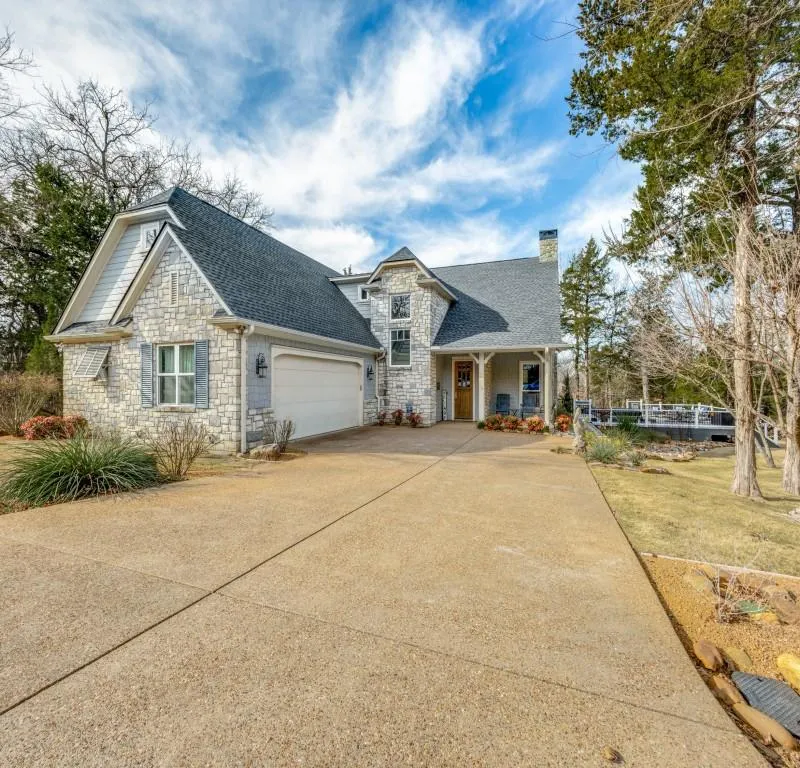 107 Memorial Street, Gordonville TX 76245