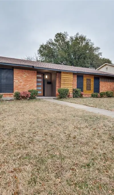 821 Sequoia Drive, Lancaster TX 75146 - Photo 2