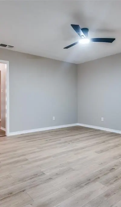 821 Sequoia Drive, Lancaster TX 75146 - Photo 5