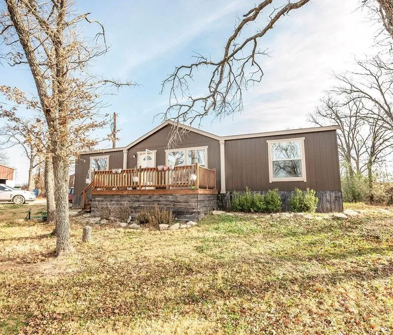 18 Pawnee Trail, Nocona TX 76255