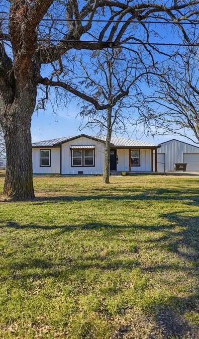 414 Fannin Street, Millsap TX 76066 - Photo 4