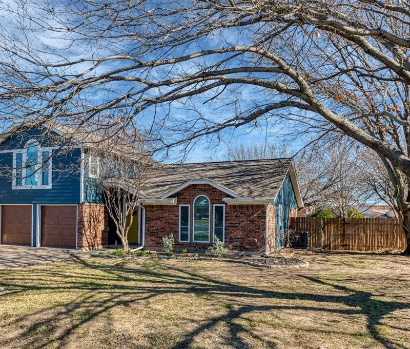 485 Ashley Lane, Roanoke TX 76262