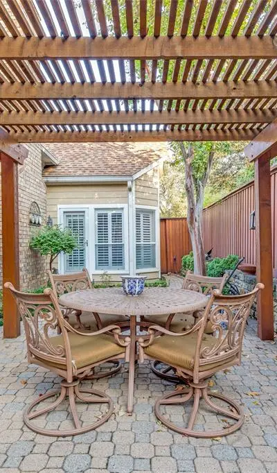14596 Blueberry Court, Addison TX 75001 - Photo 3