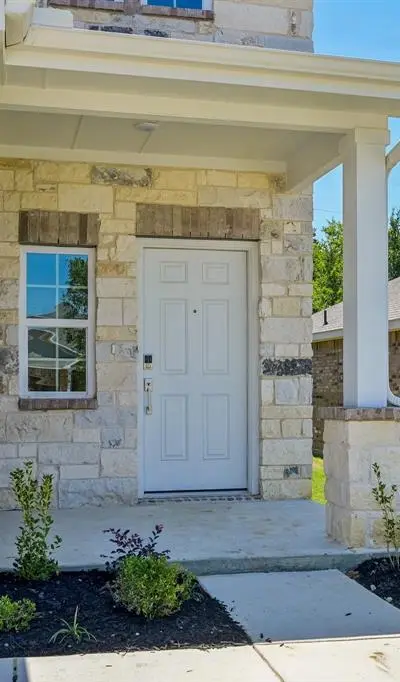 450 Suffolk Drive, Ferris TX 75125 - Photo 3