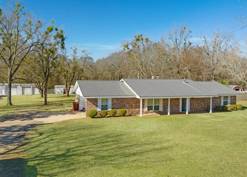 850 Key West Road, Reno TX 75462