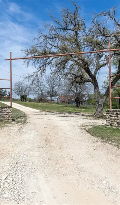 9885 County Road 270, Hico TX 76457 - Photo 4