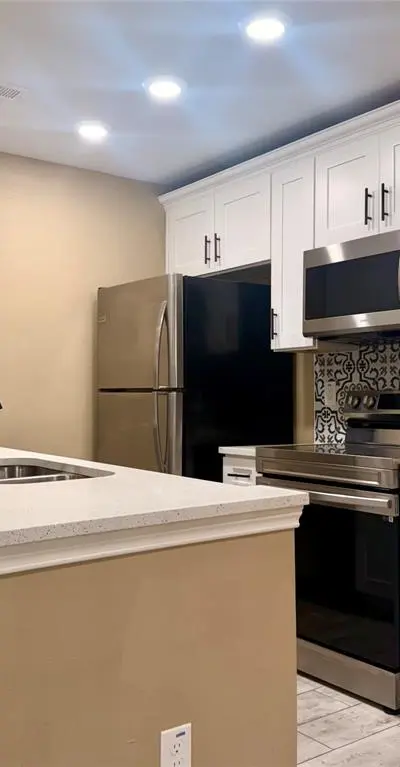 12802 Midway Road # 2015, Dallas TX 75244