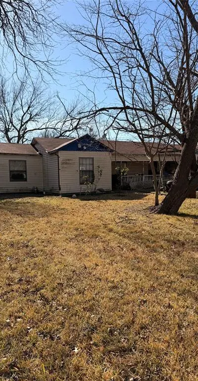 114 E Park Place Drive, Lancaster TX 75134 - Photo 3