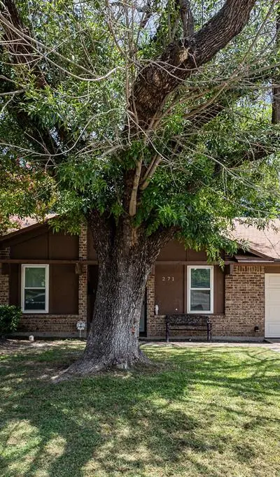 271 Merribrook Trail, Duncanville TX 75116