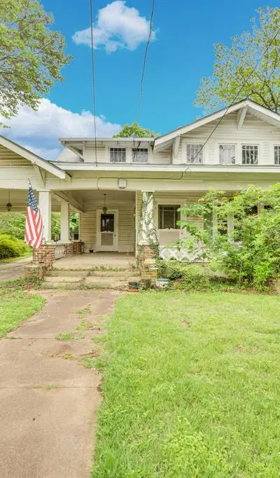 920 E Franklin Street, Hillsboro TX 76645