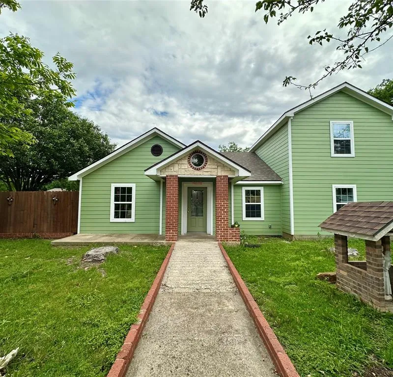 3642 Ada Avenue, Fort Worth TX 76105