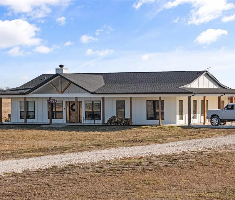 618 Minnis Road, Collinsville TX 76233