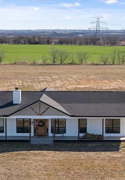 618 Minnis Road, Collinsville TX 76233 - Photo 2