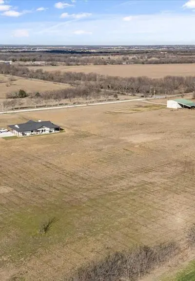 618 Minnis Road, Collinsville TX 76233 - Photo 3