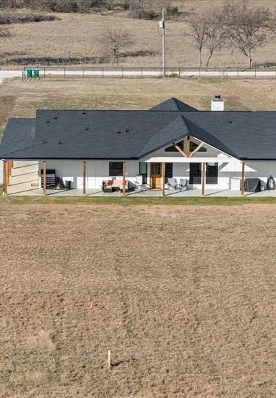 618 Minnis Road, Collinsville TX 76233 - Photo 4