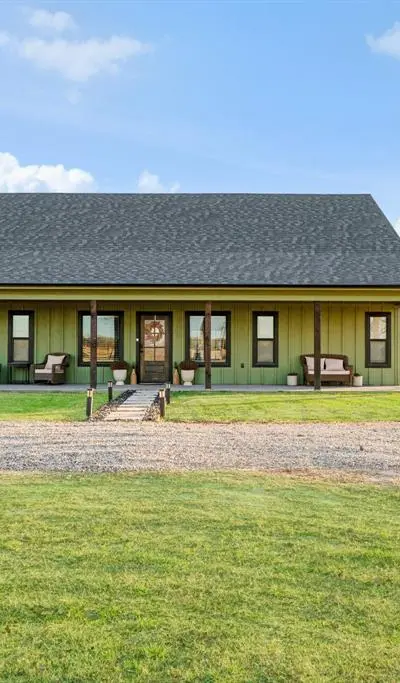 860 County Road 2420, Honey Grove TX 75446