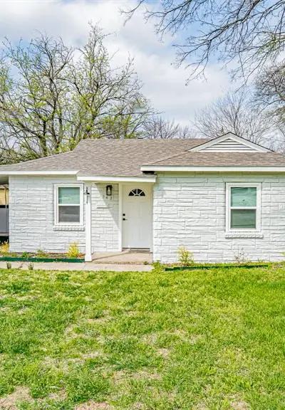 542 S Redford Lane, White Settlement TX 76108 - Photo 2