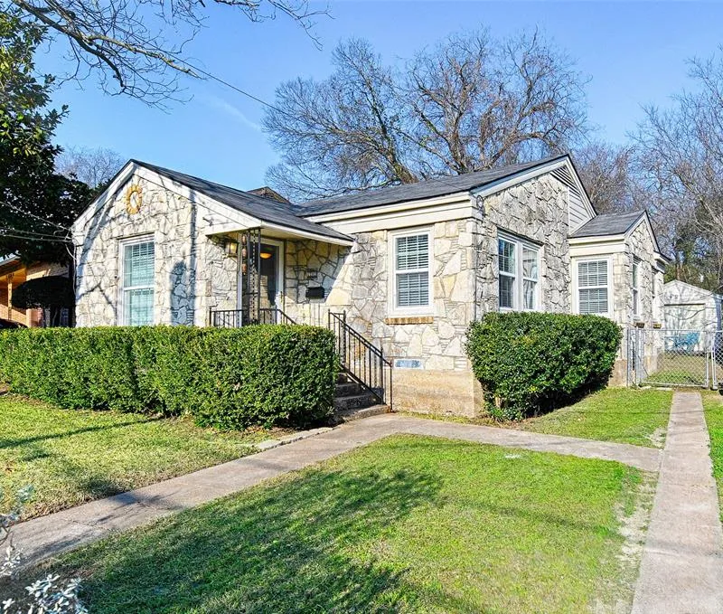 1707 Homewood Place, Dallas TX 75224