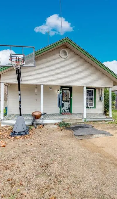 406 W 2nd Street, Maypearl TX 76064 - Photo 2