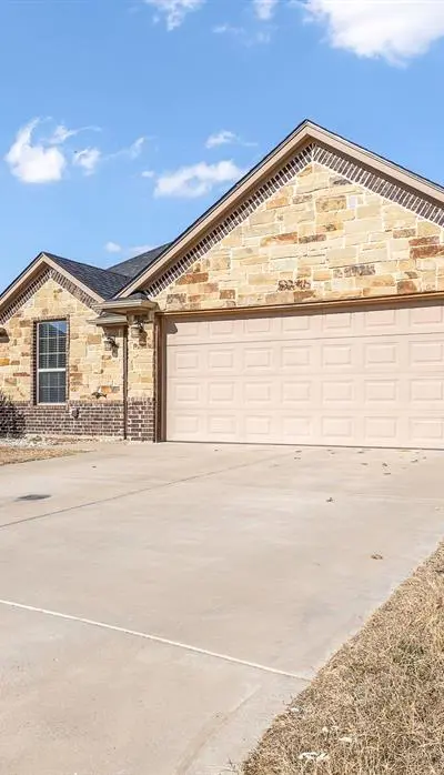 9142 Parkview Circle, Tolar TX 76476 - Photo 2