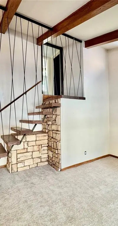 2000 Mill Creek Drive, Arlington TX 76010 - Photo 4