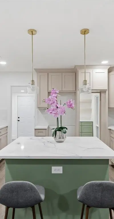 6624 Reeves Street, Richland Hills TX 76118