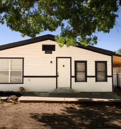 8437 Redonda Street, White Settlement TX 76108 - Photo 3