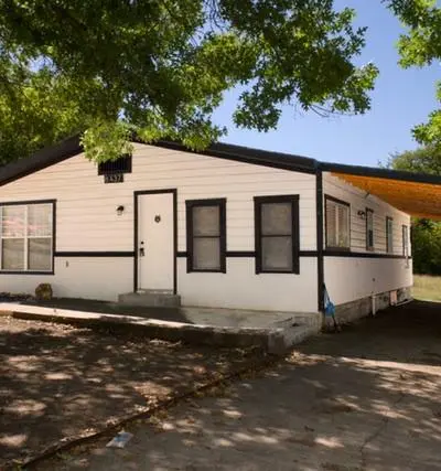 8437 Redonda Street, White Settlement TX 76108 - Photo 4