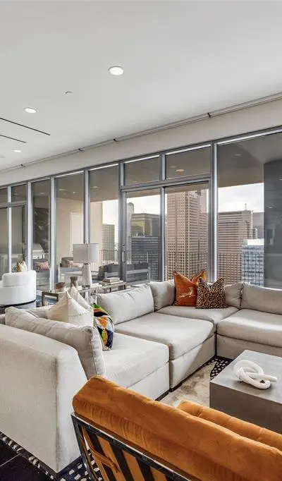 1717 Arts Plaza # 2107, Dallas TX 75201 - Photo 3