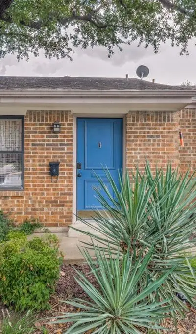 13618 Brookgreen Drive, Dallas TX 75240