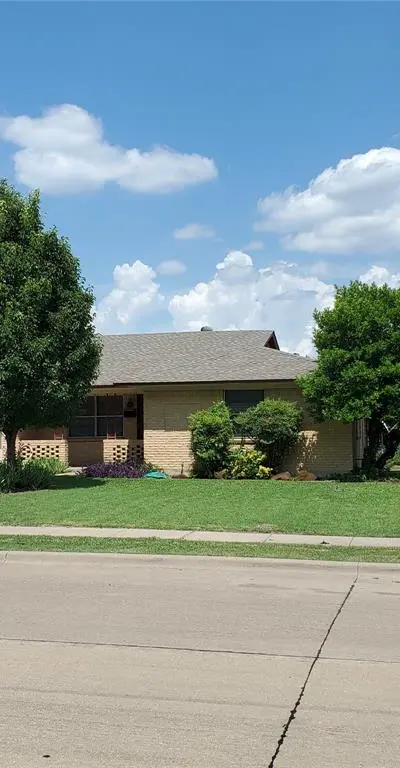 503 Harriett Street, Arlington TX 76010