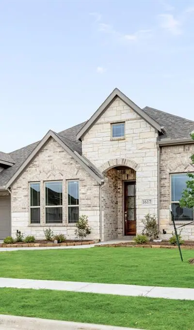 1617 Community Drive, Cedar Hill TX 75116 - Photo 3