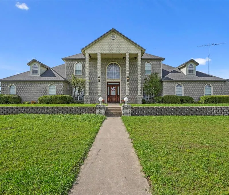500 Fm 1198 # A, Muenster TX 76252