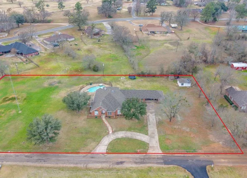 2046 Mckenzie Road, Campbell TX 75422