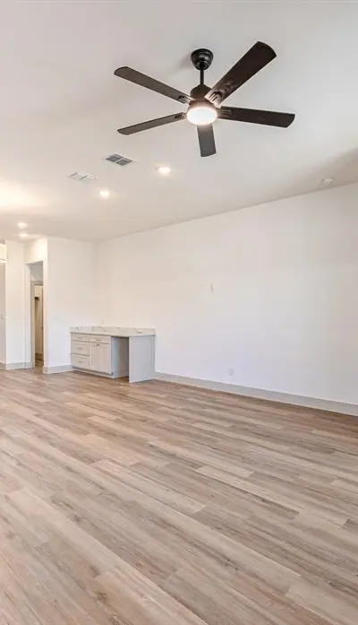 2613 Walker Street, Fort Worth TX 76105 - Photo 4