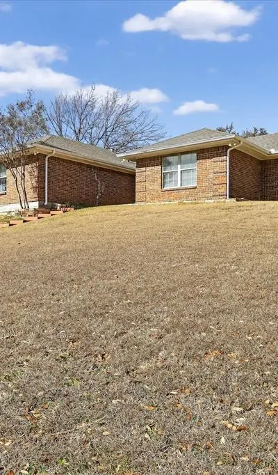 2010 Libby Lane, Grand Prairie TX 75050 - Photo 2