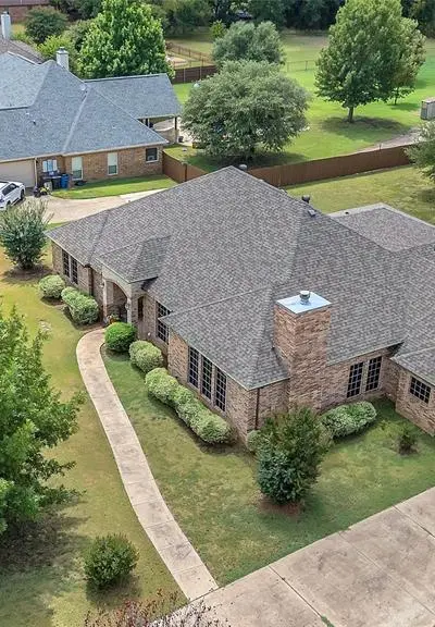 1921 Willow Bend Drive, Oak Leaf TX 75154 - Photo 4