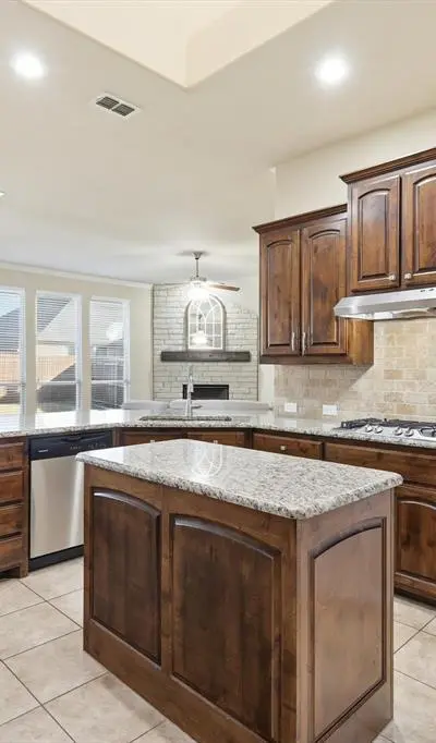 104 Traveller Street, Hickory Creek TX 75065 - Photo 5