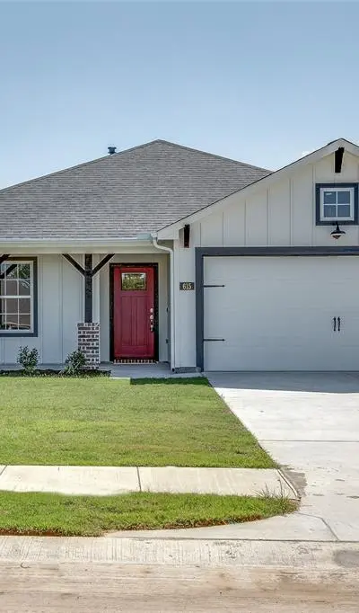 605 Finlee Way, Tioga TX 76271