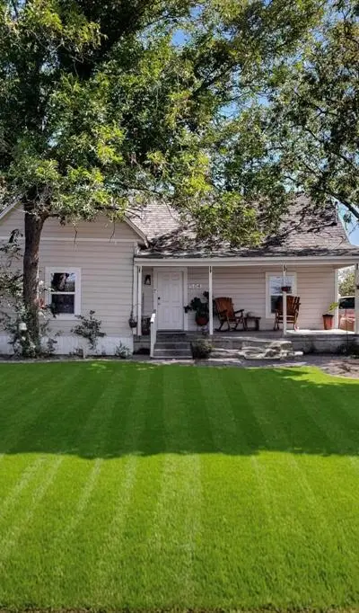 504 Jefferson Street, Hillsboro TX 76645 - Photo 2