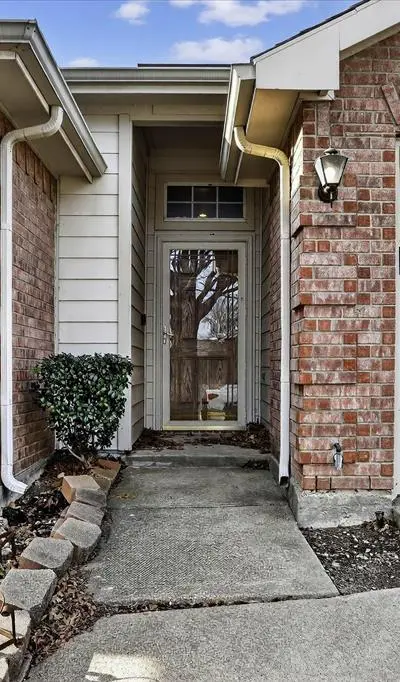 8417 Romanway Drive, Dallas TX 75249 - Photo 5