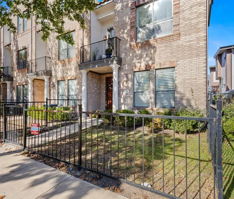 13900 Noel Road # 23, Dallas TX 75240