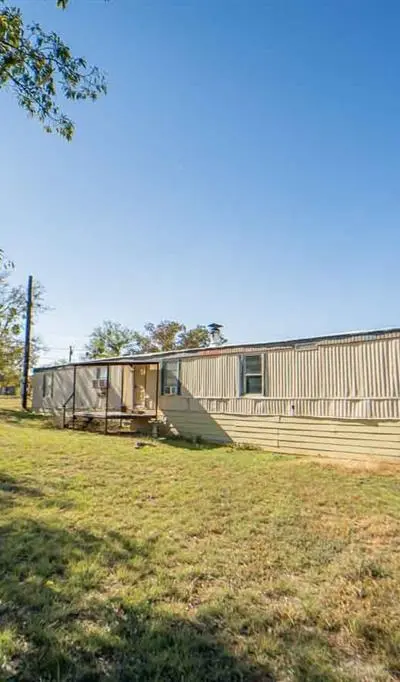 516 S Butte Street, Breckenridge TX 76424 - Photo 3