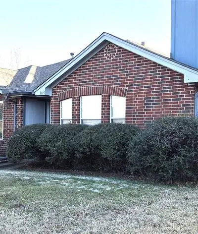 1415 Kynette Drive, Euless TX 76040 - Photo 2