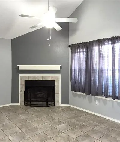 1415 Kynette Drive, Euless TX 76040 - Photo 3