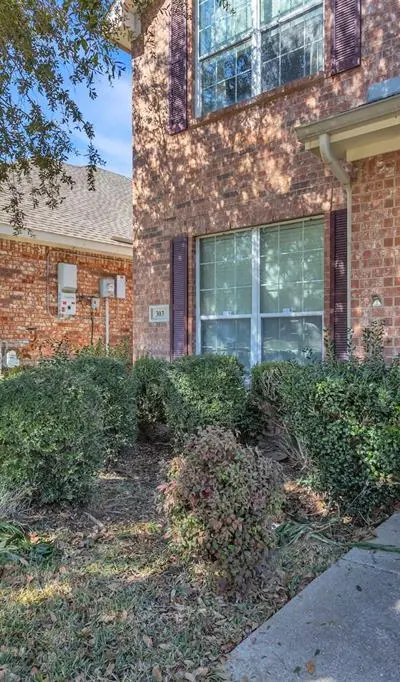 303 Sorrel, Duncanville TX 75137 - Photo 3