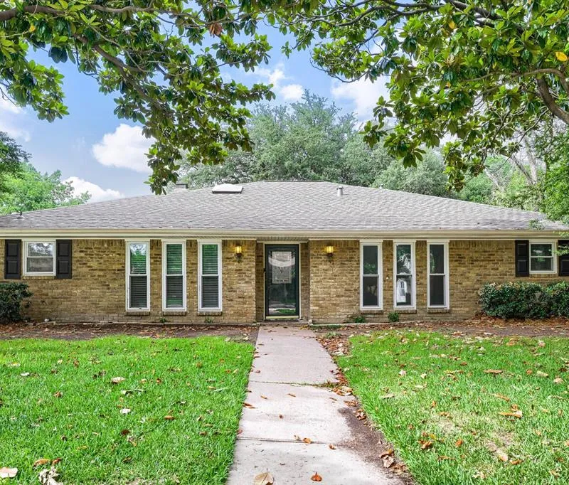 3201 Winchester Drive, Plano TX 75075