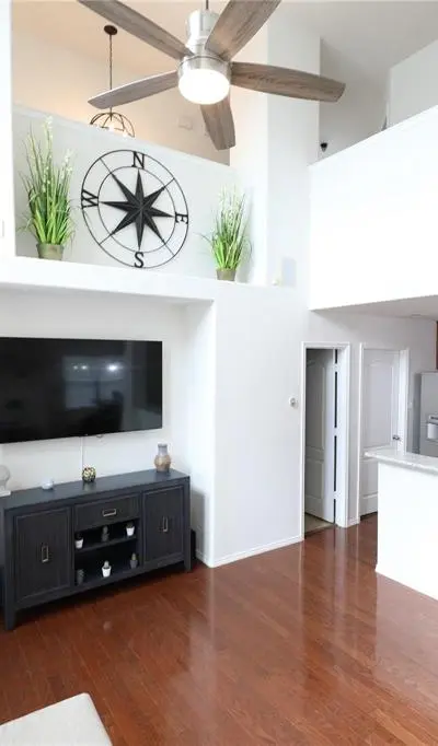 8404 Timberbrook Lane, Dallas TX 75249 - Photo 4