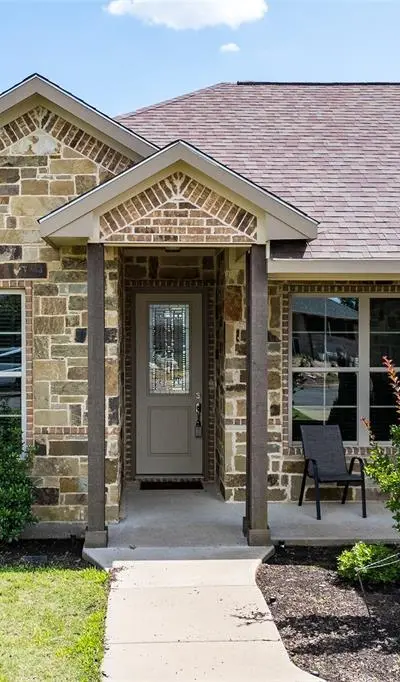 417 W Andrew Drive, Mabank TX 75147 - Photo 2